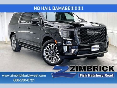 Used 2023 GMC Yukon XL Denali Ultimate AWD/4WD image 1
