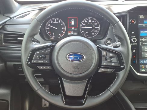 Used 2025 Subaru Forester Premium w/ Convenience Package #2 image 16