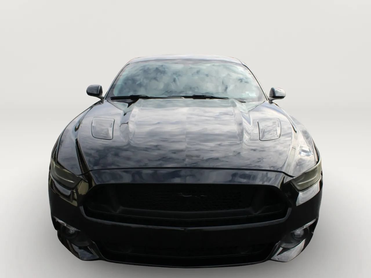 Used 2016 Ford Mustang GT Premium w/ Black Accent Package RWD image 2