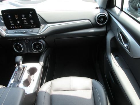 Used 2024 Chevrolet Blazer LT w/ Redline Edition FWD image 16