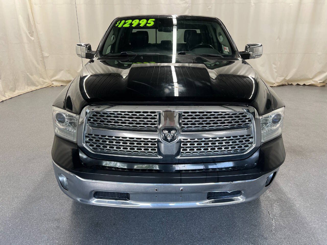Used 2016 RAM 1500 Laramie w/ Convenience Group AWD/4WD image 2