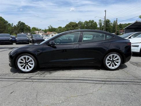Used 2022 Tesla Model 3 Long Range AWD/4WD image 2