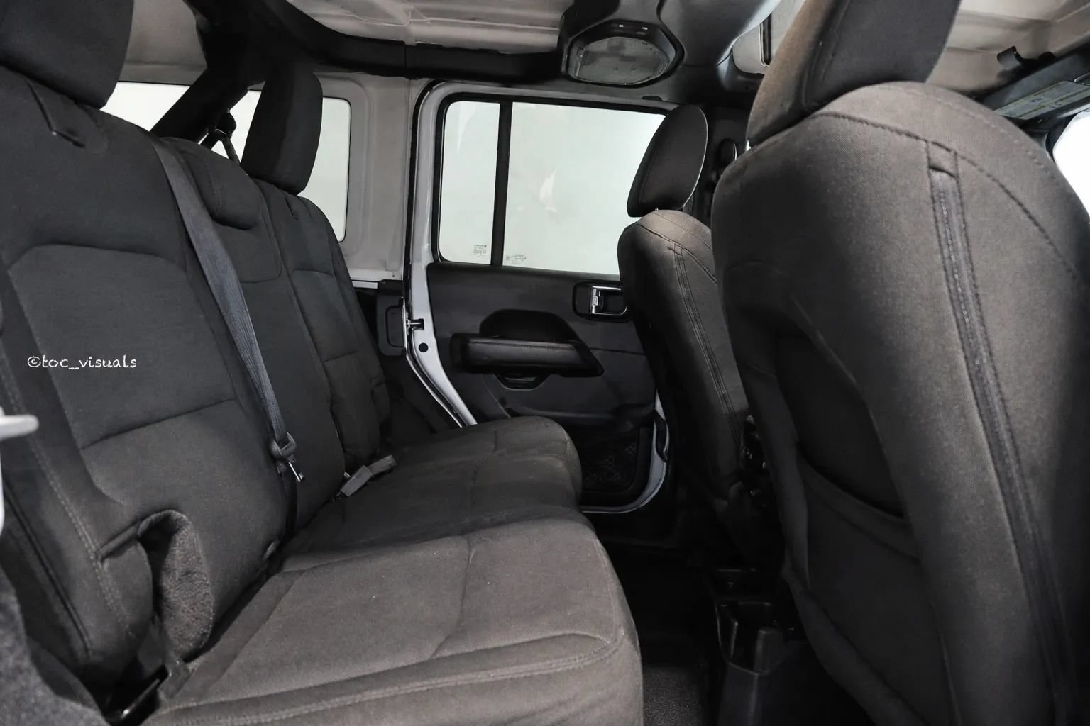 Used 2019 Jeep Wrangler Unlimited Sahara AWD/4WD image 7