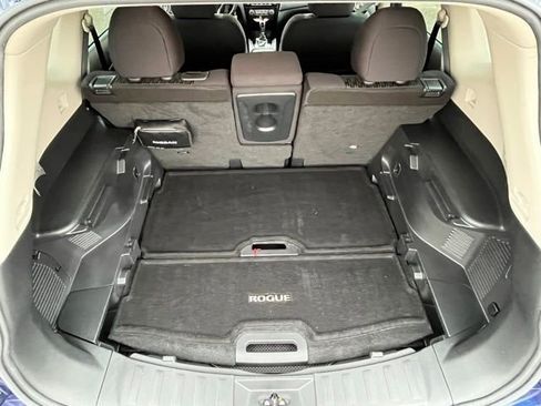 Used 2020 Nissan Rogue S image 25