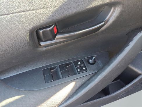 Used 2023 Toyota Corolla LE image 16