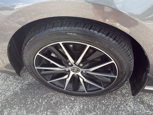 Used 2022 Toyota Camry SE w/ Convenience Package FWD image 9