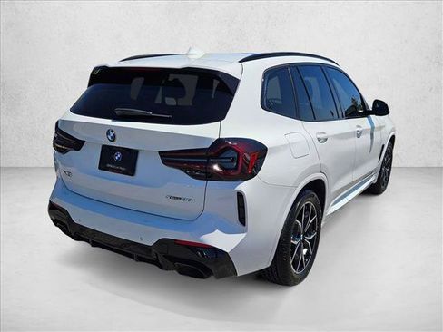 Certified 2024 BMW X3 xDrive30i w/ M Sport Package AWD/4WD image 5