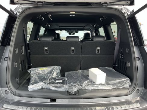 New 2026 Nissan Armada PRO-4X image 7