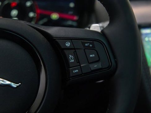 Certified 2024 Jaguar F-TYPE Coupe AWD image 24