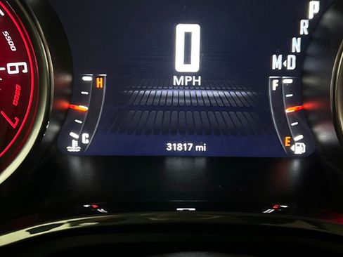 Used 2022 Dodge Challenger SXT w/ Plus Package RWD image 8