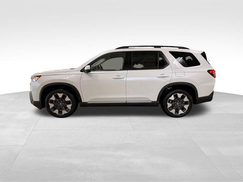 New 2026 Honda Pilot Touring image 19