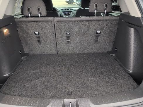 Used 2023 Chevrolet TrailBlazer LT image 35