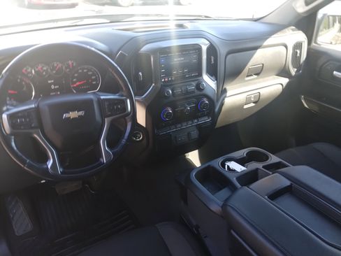 Used 2021 Chevrolet Silverado 1500 LT image 17