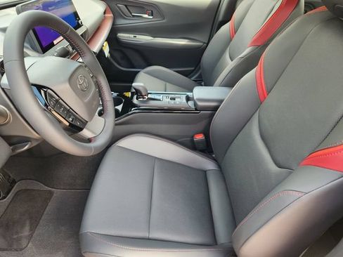 New 2026 Toyota Prius Plug-In Hybrid FWD image 11