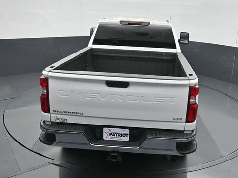 Used 2023 Chevrolet Silverado 2500 LTZ AWD/4WD image 33