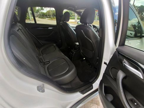 Used 2018 BMW X1 sDrive28i image 32