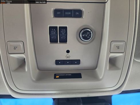 Used 2016 Chevrolet Suburban LTZ image 62