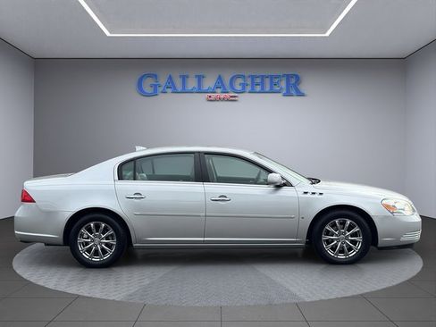 Used 2009 Buick Lucerne CXL image 3