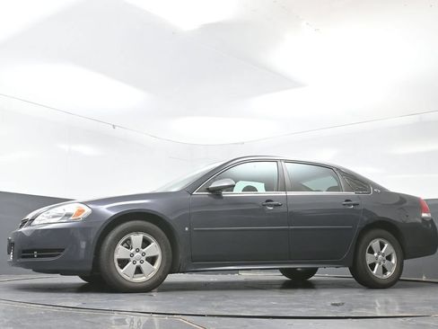 Used 2009 Chevrolet Impala LS FWD image 25