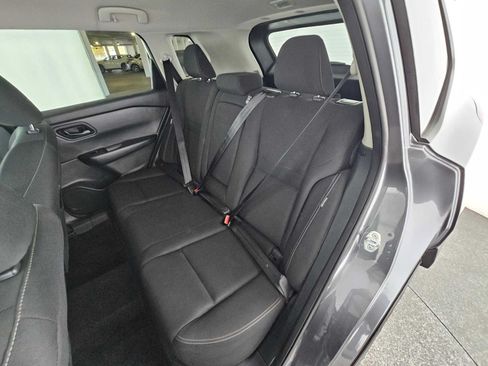 Used 2024 Nissan Rogue S FWD image 17