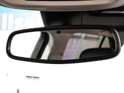 Certified 2023 Buick Envision Essence image 28