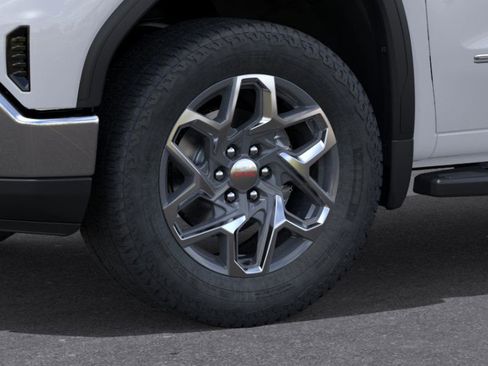 New 2026 GMC Sierra 1500 SLE image 9