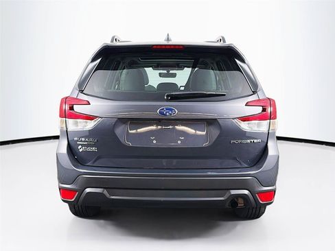 Used 2023 Subaru Forester Premium AWD/4WD image 6