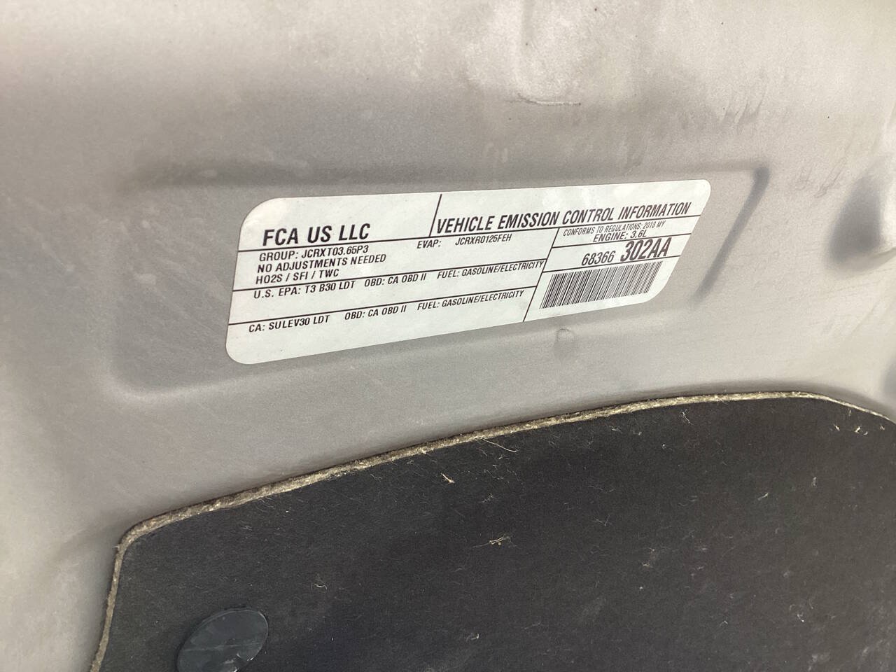 Used 2018 Chrysler Pacifica Touring Plus FWD image 39