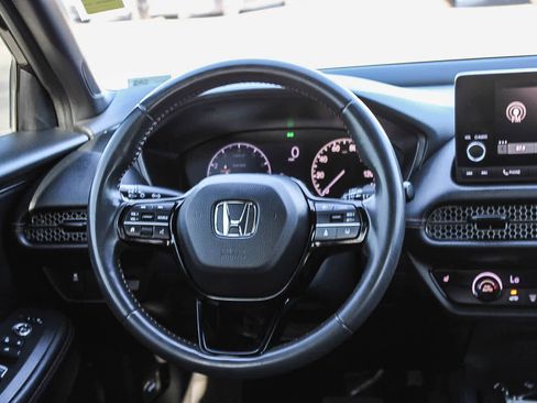 Used 2024 Honda HR-V Sport image 16