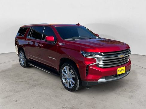 Used 2023 Chevrolet Suburban High Country w/ Max Trailering Package AWD/4WD image 7