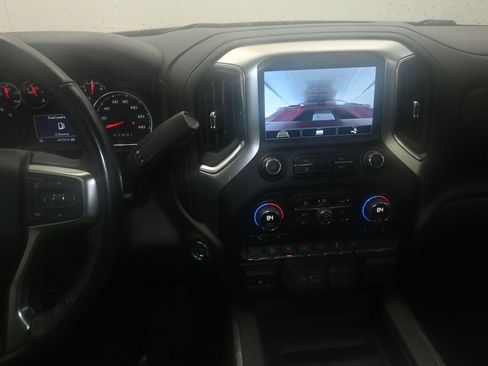 Used 2020 Chevrolet Silverado 1500 RST image 21
