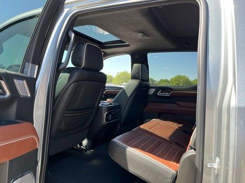 Used 2025 GMC Sierra 1500 Denali Ultimate AWD/4WD image 15