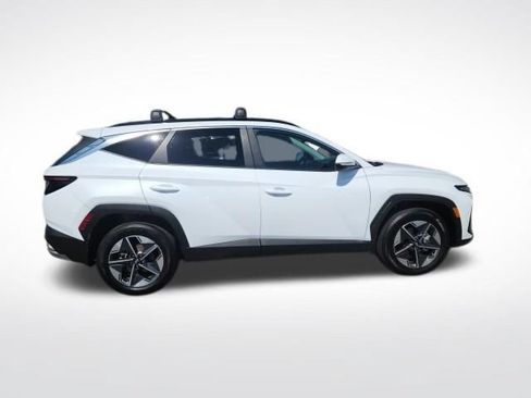 Certified 2025 Hyundai Tucson SEL AWD/4WD image 13