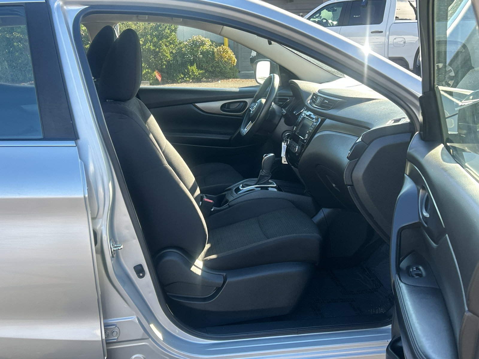 Used 2019 Nissan Rogue Sport S FWD image 23