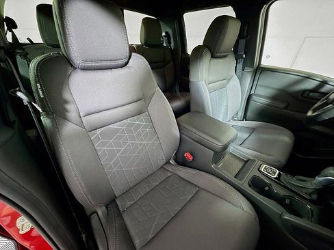 New 2026 Nissan Frontier SV w/ All-Weather Content Package AWD/4WD image 26