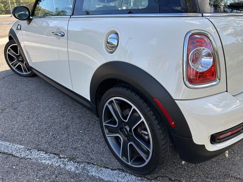 Used 2013 MINI Cooper S FWD image 38