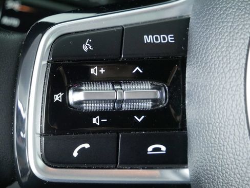 Certified 2022 Kia Sorento S AWD/4WD image 27