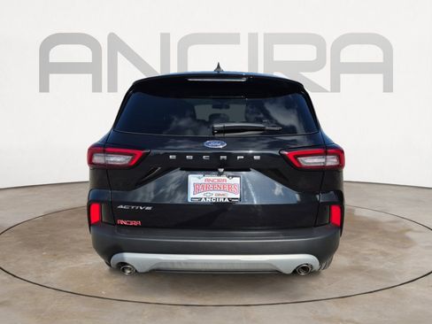Used 2024 Ford Escape Active image 9