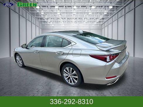 Used 2021 Lexus ES 350 w/ Premium Package FWD image 3