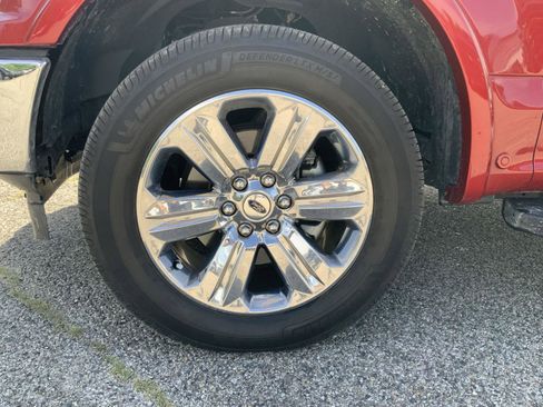 Used 2020 Ford F150 Lariat w/ Equipment Group 502A Luxury AWD/4WD image 16