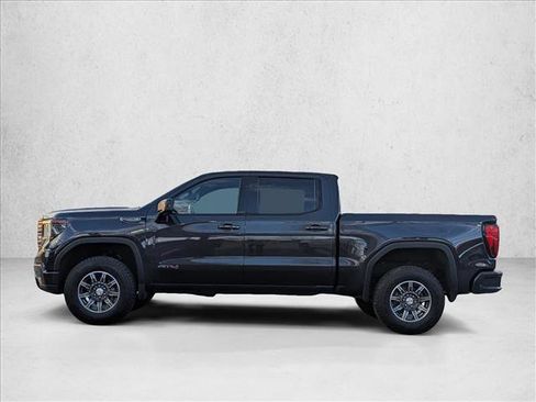 Used 2024 GMC Sierra 1500 AT4 w/ AT4 Preferred Package image 8