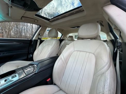 Used 2015 Maserati Ghibli RWD image 15