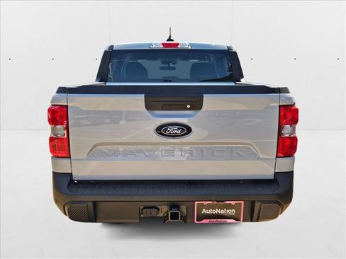 New 2025 Ford Maverick XLT w/ XLT Luxury Package image 8