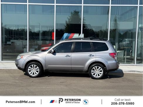 Used 2011 Subaru Forester 2.5X Premium AWD/4WD image 2