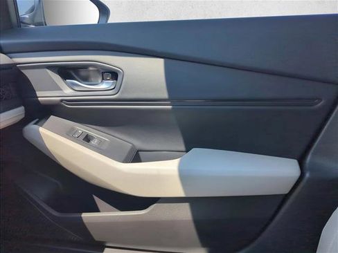 New 2025 Honda Accord SE image 19