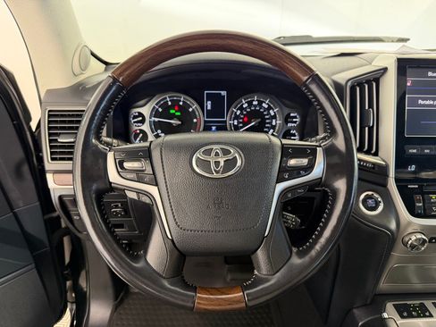 Used 2021 Toyota Land Cruiser AWD/4WD image 11