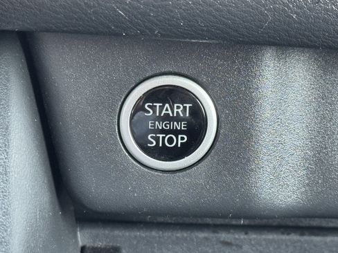 Used 2023 Nissan Rogue SL w/ SL Premium Package image 24