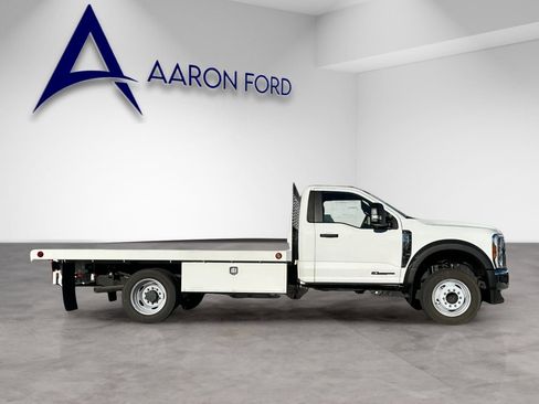 Used 2024 Ford F550 2WD Regular Cab Super Duty w/ XL Chrome Package image 6