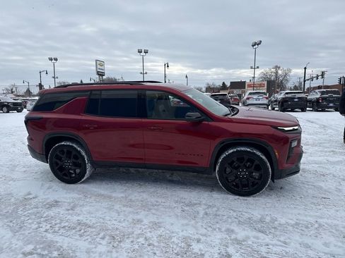 New 2026 Chevrolet Traverse RS image 7