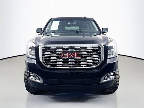 Used 2018 GMC Yukon XL Denali w/ Denali Ultimate Package AWD/4WD image 8